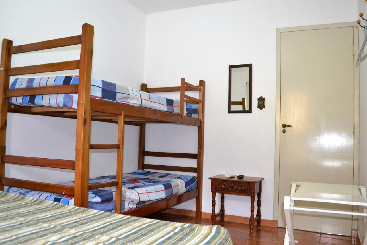 Apartamento Grande Cond. Raquel *