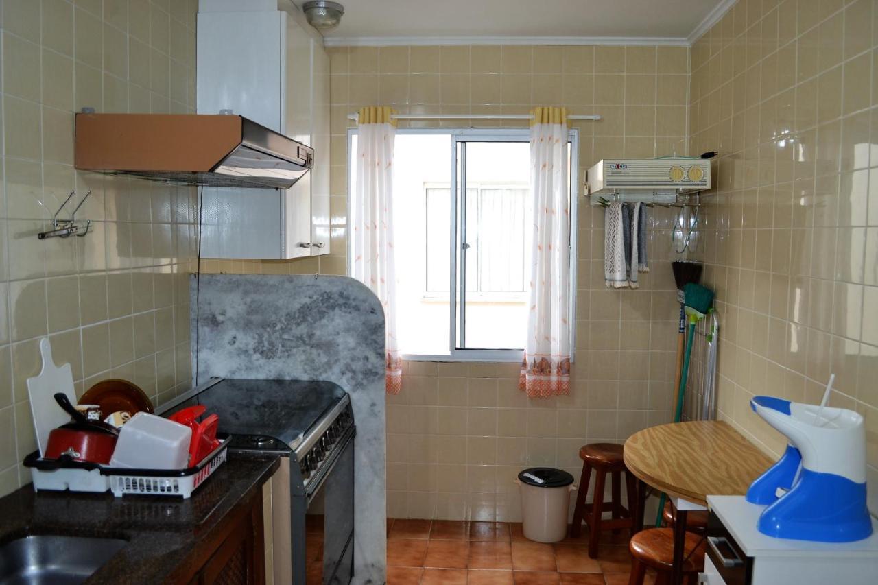 Apartamento Grande Cond. Raquel