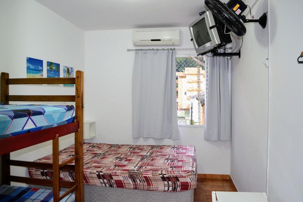Apartamento Grande Cond. Raquel Ubatuba