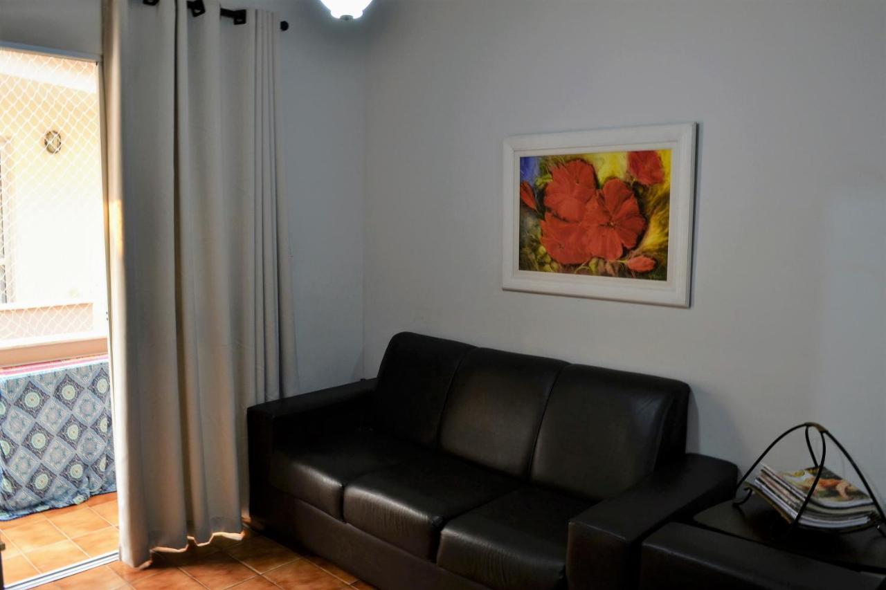 Apartamento Grande Cond. Raquel Ubatuba